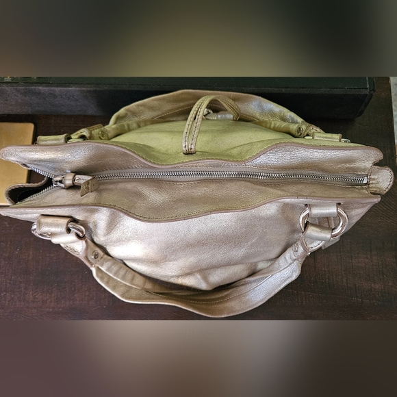 CELINE Authentic Bittersweet Gold Metallic Leather Shoulder Bag Puse Hobo Italy - Picture 8 of 16